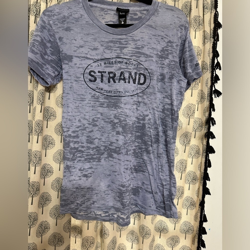 Authentic Indie Strand Book Store NY women’s tshirt size XL blue vintage
